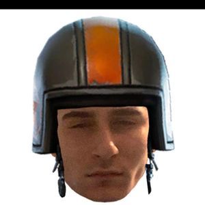 Meet your Posher, Dennis